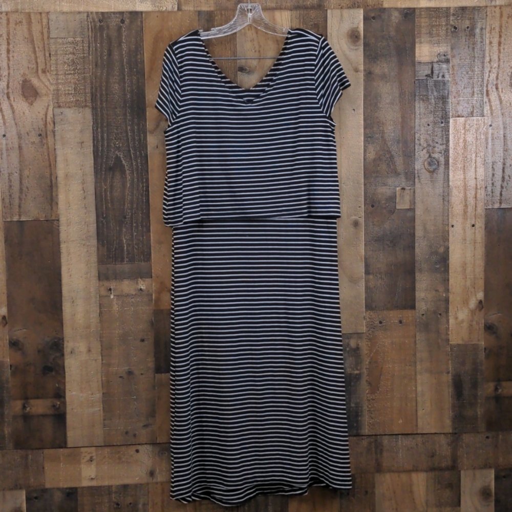 Threadz Black Dress Size M